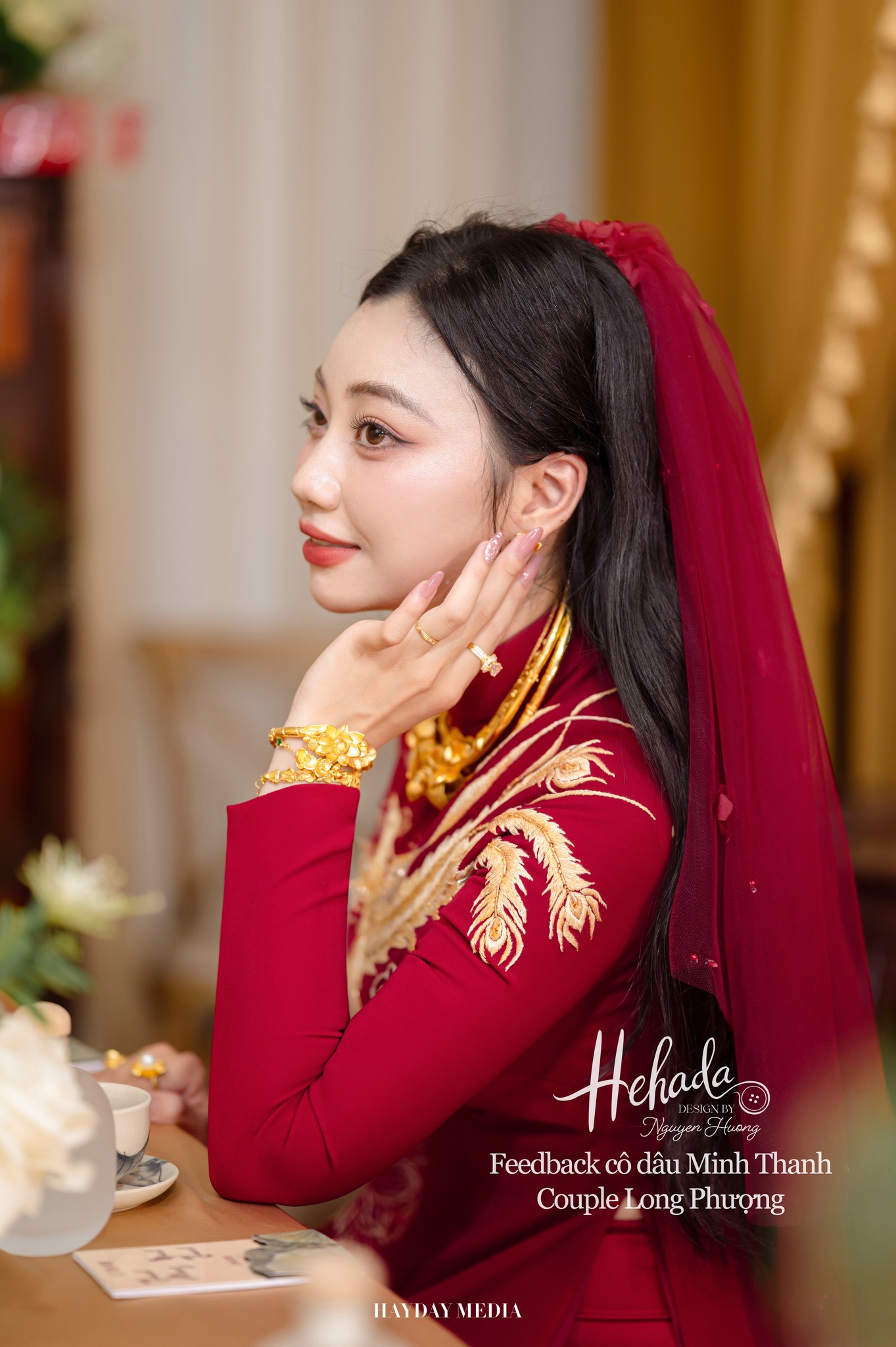áo dài cô dâu màu đỏ