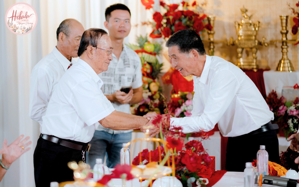 dạm ngõ