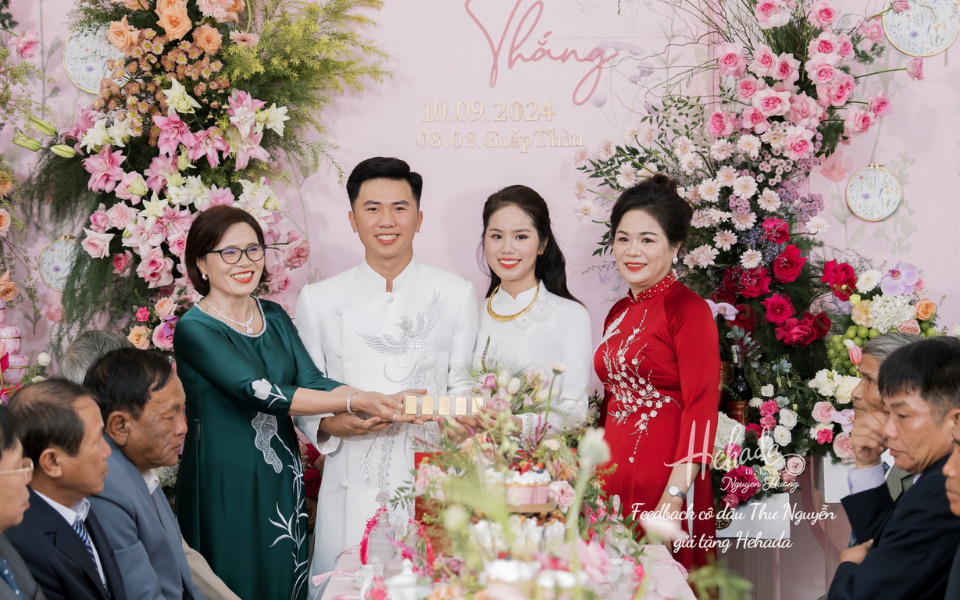 giá may áo dài cưới đẹp