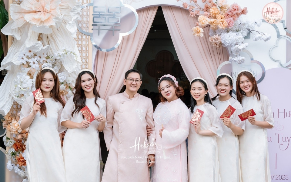 lễ đính hôn và đám hỏi