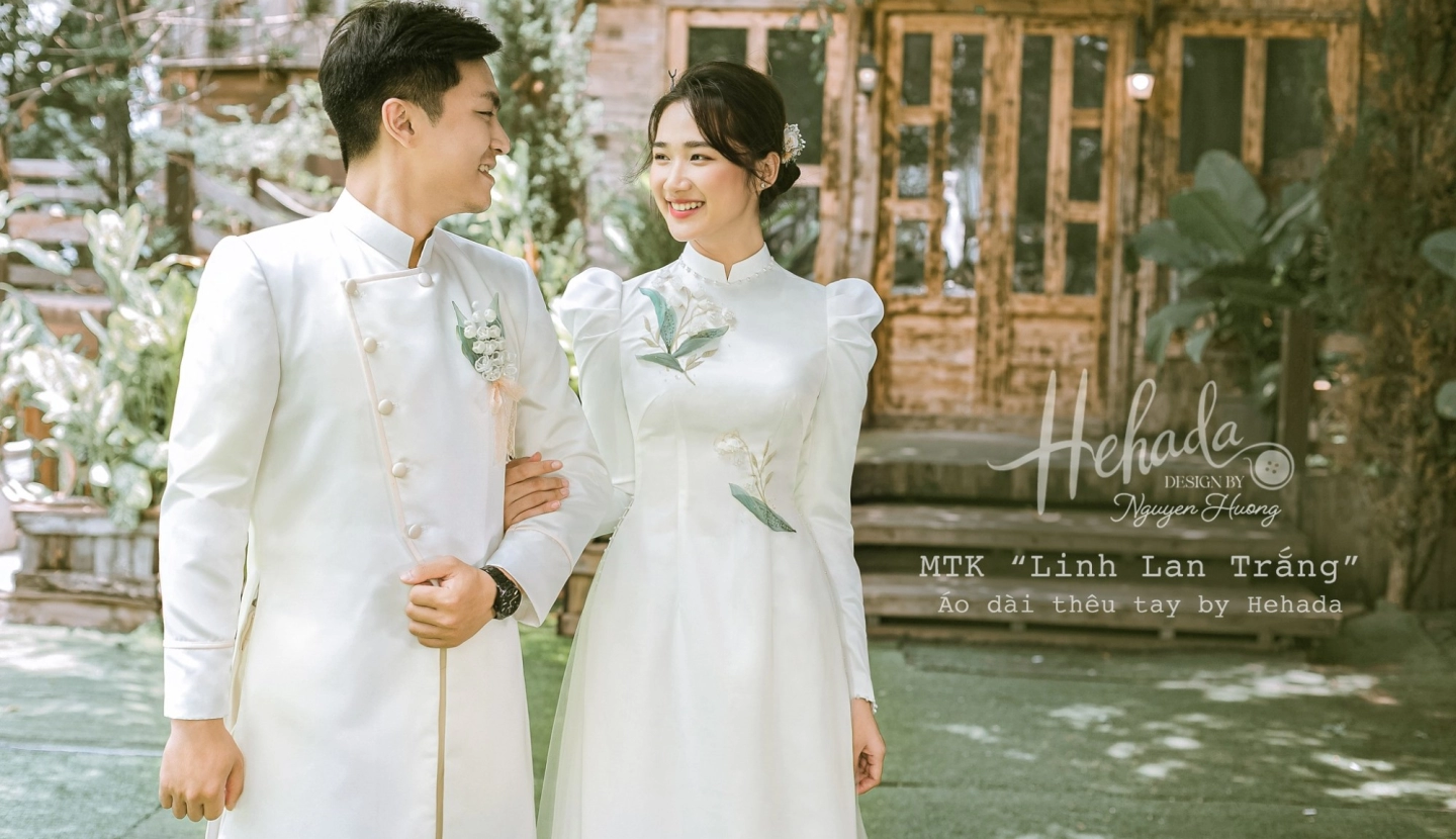 ao-dai-cap-doi-linh-lan-trang