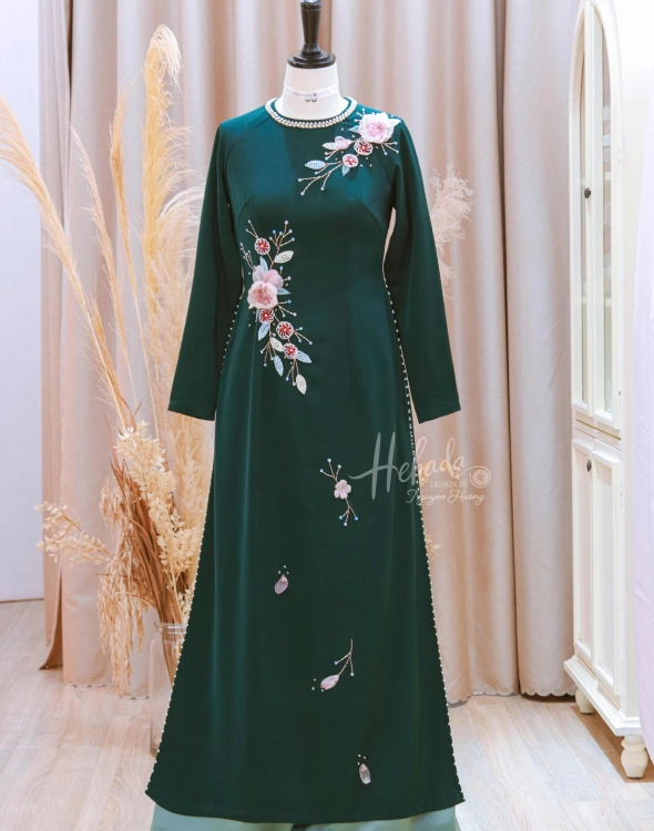 ao-dai-ba-sui-suong-mai-xanh