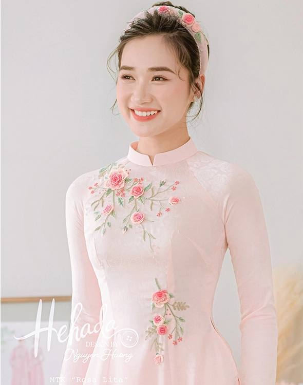 ao-dai-cuoi-rosalita-hong