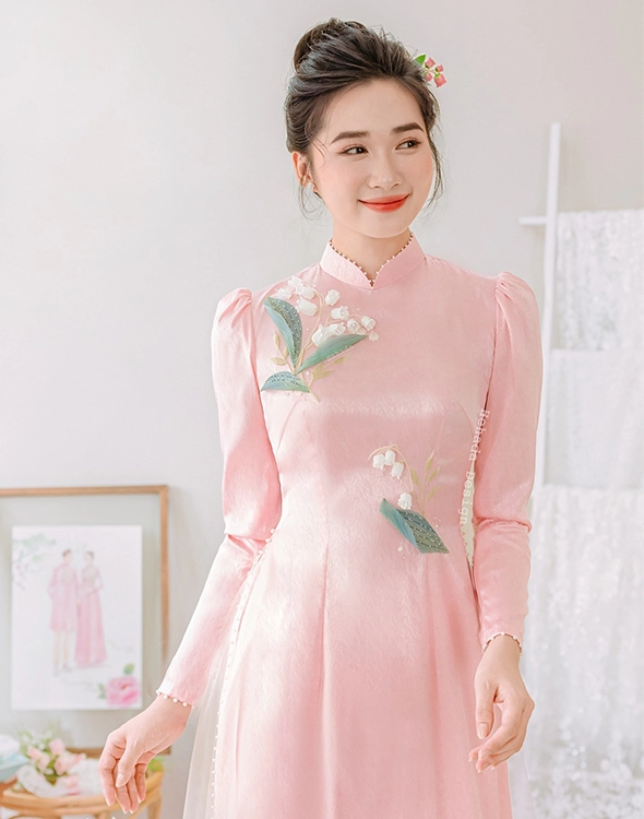 ao-dai-cuoi-linh-lan-hong