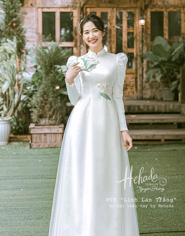 ao-dai-cuoi-linh-lan-trang