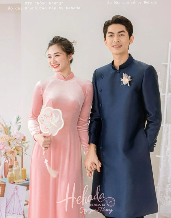 ao-dai-cap-doi-hong-nhung-navy
