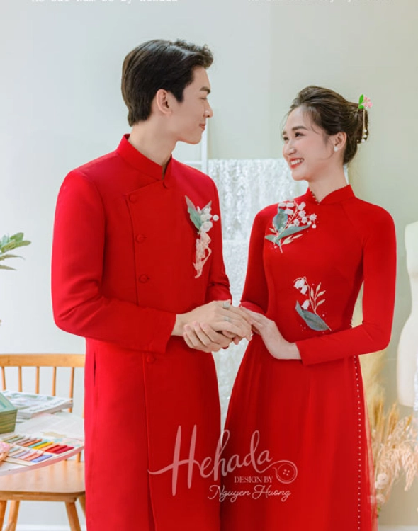ao-dai-cap-doi-linh-lan-do