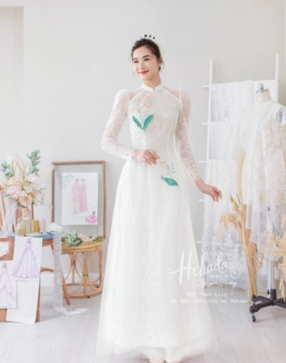 aodai-trang-kem