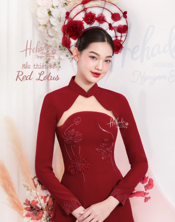 ao-dai-red-lotus