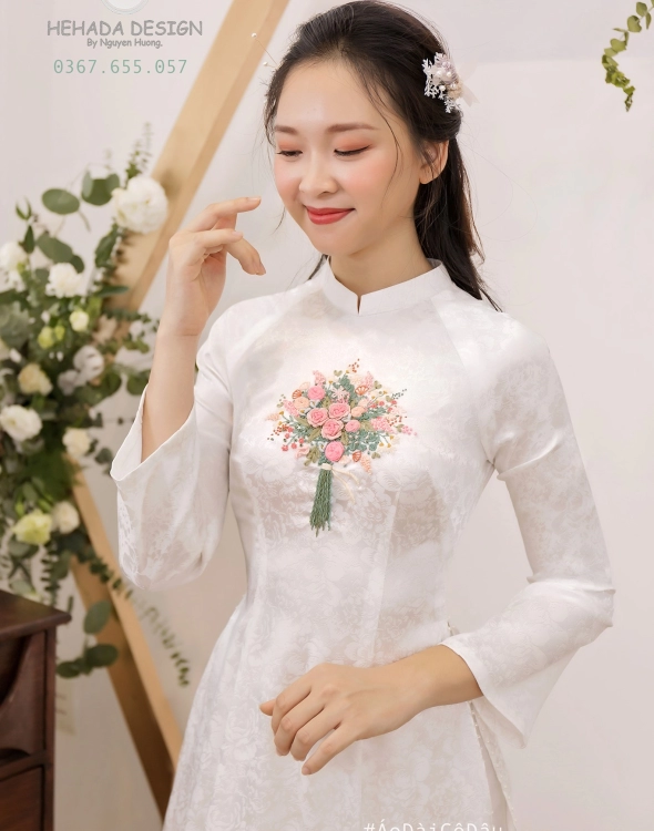 ao-dai-rustic-bouquet-trang