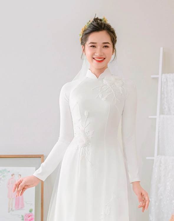 ao-dai-cuoi-camellia-trang